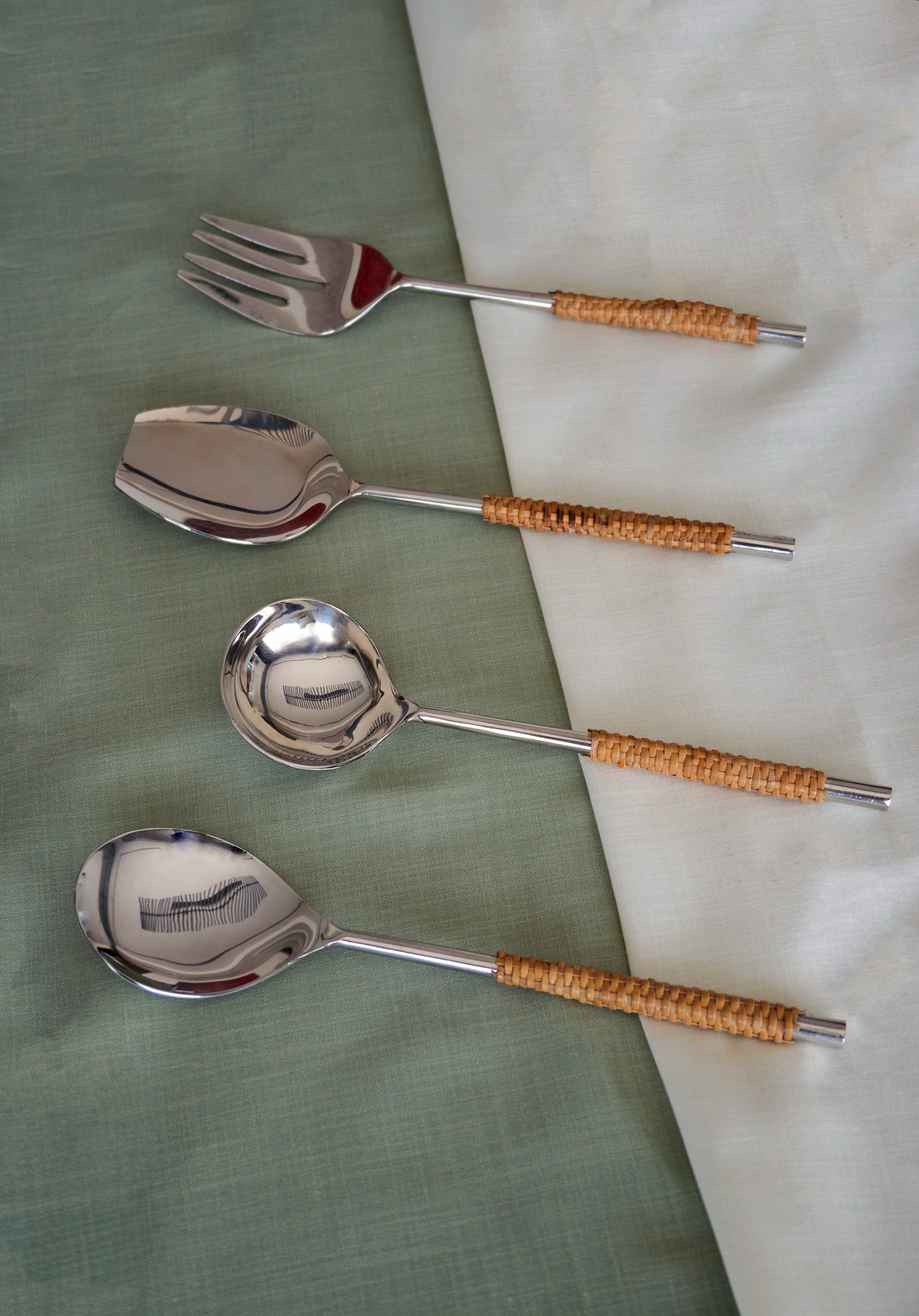 Maison Serving Set