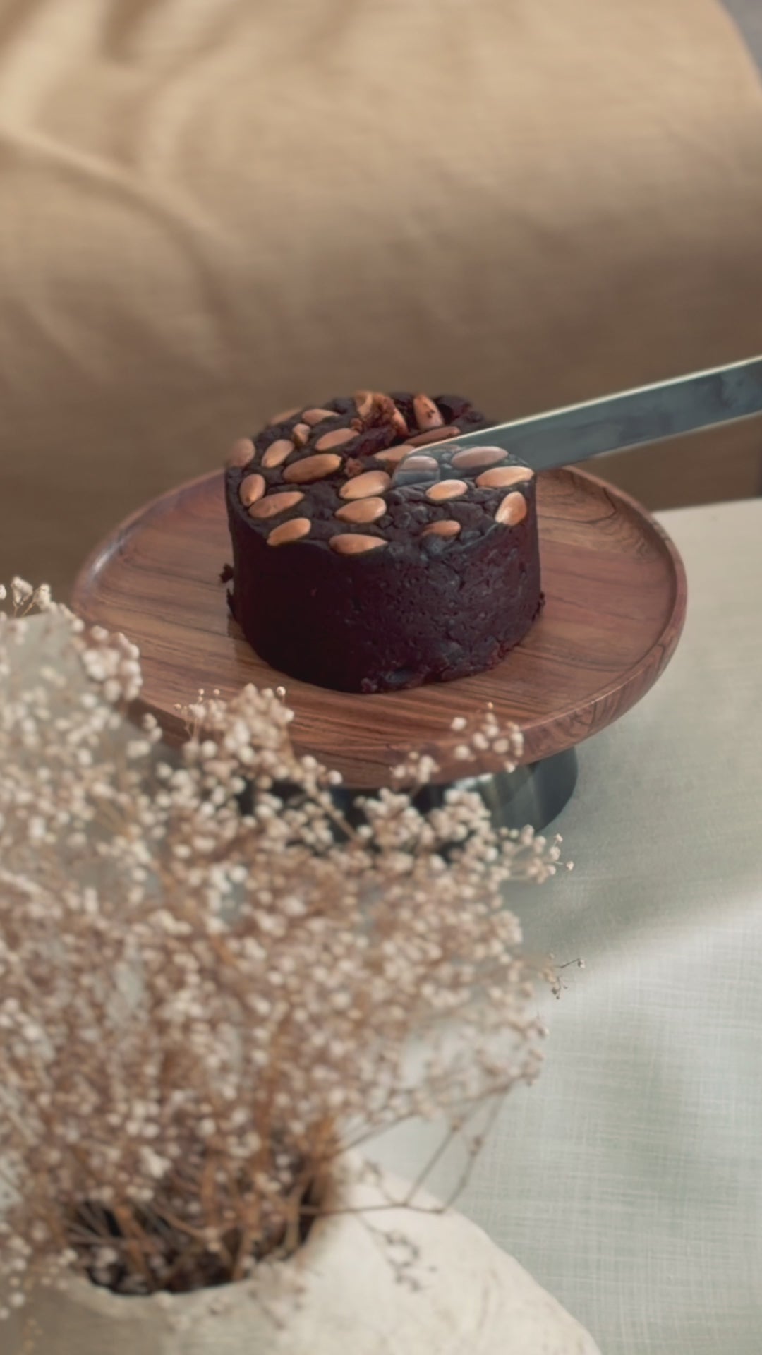 Terra Cake Stand